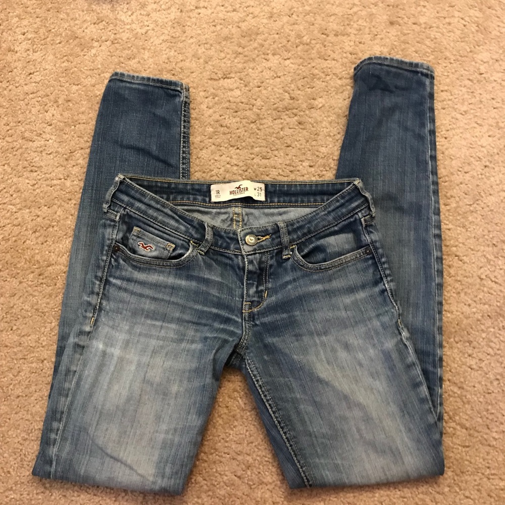 Hollister jeans